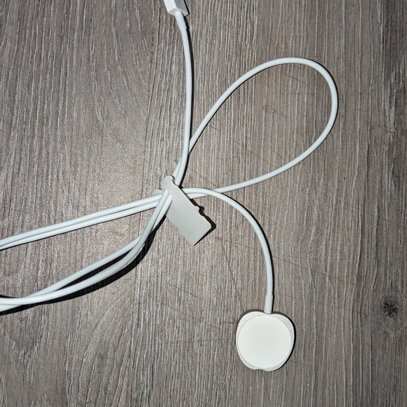 Apple watch charger - Picture 3 of 3